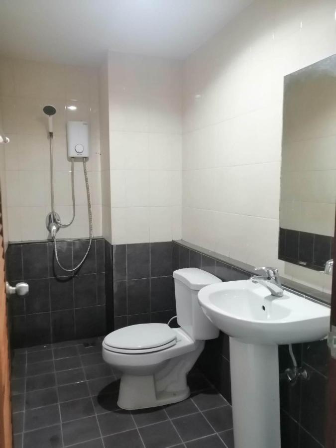 Baan7984 Rawai Apartment Bagian luar foto